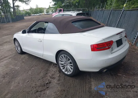 2011 Audi A5 2.0T Premium из США, поврежденный, VIN WAULFAFH2BN020509